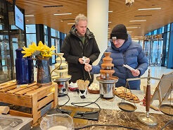Chocoladefontein voor een lunch huren www.oudhollandsentertainment.nl
