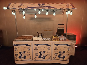 Delftsblauw Stroopwafelkraam huren © www.oudhollandsentertainment.nl