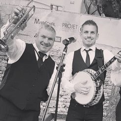 Muziek duo in zwart wit © www.oudhollandsentertainment.nl
