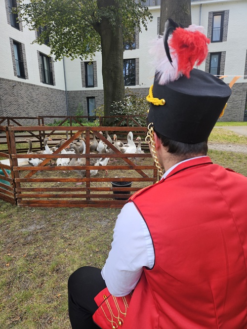 Guidance Ganzenfanfare begeleider © www.oudhollandsentertainment.nl