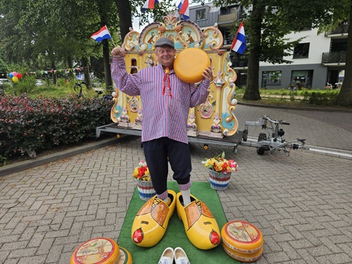Groot Draaiorgel tijdens Kermis middag © www.oudhollandsentertainment.nl