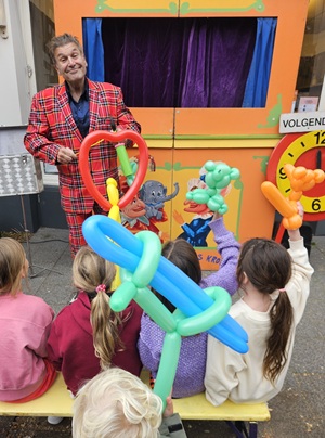 Oud Hollandse Poppenkast en Ballonnen vouwen © www.oudhollandsentertainment.nl